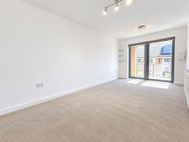 Apartment for rent in White Oak, Sevenoaks