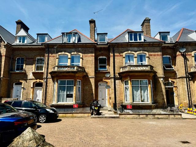 Studio for rent in Sherford, Rumwell