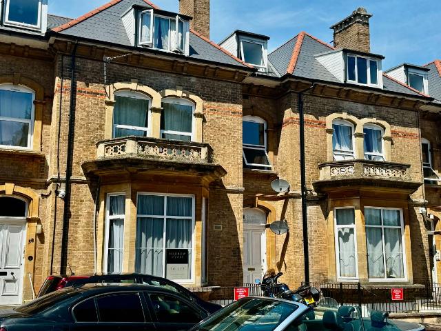 Studio for rent in Sherford, Rumwell