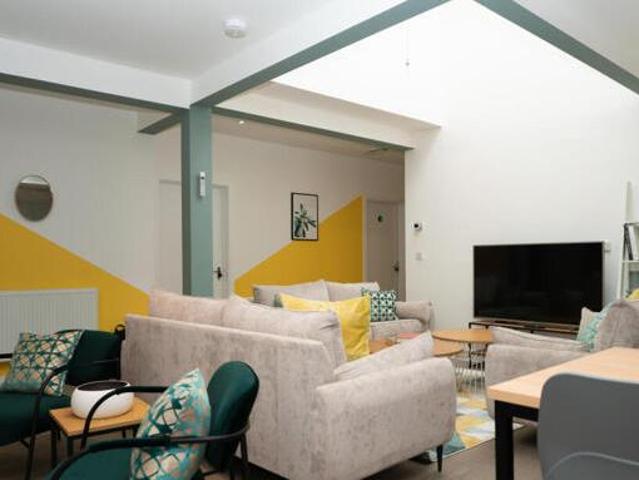 House for rent in Lyons, Greater London