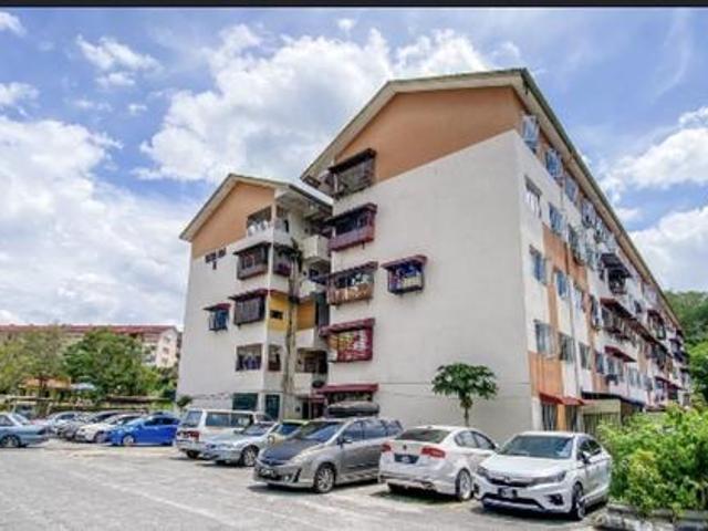 Flat for sale in Kajang, Langat
