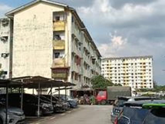 Flat for sale in Petaling, Damansara Damai