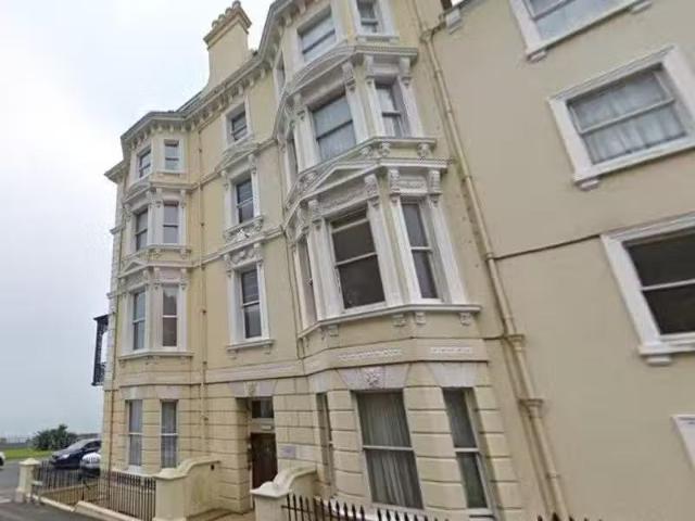 Apartment for rent in Newport