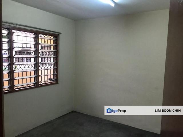 Flat for sale in Country Heights Damansara, Kuala Lumpur
