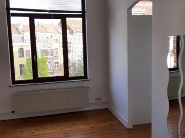 Studio location à Schaerbeek