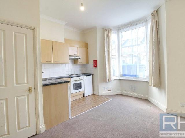 Apartment for rent in Cat Hill, Isle Of Man