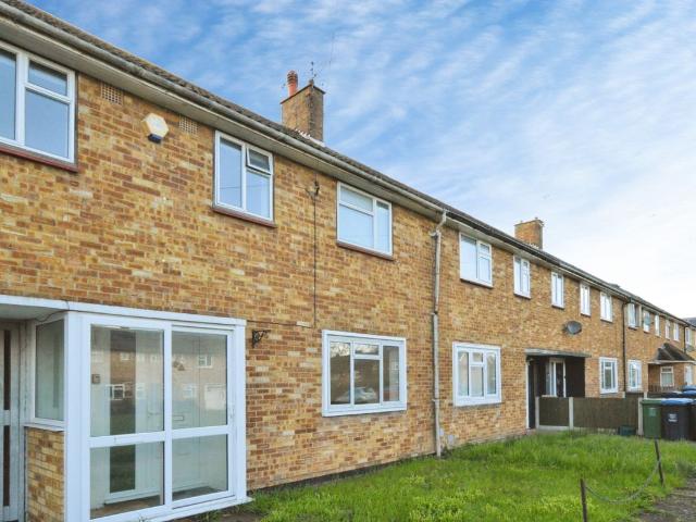 House for rent in Bennetts End, Pouchen End