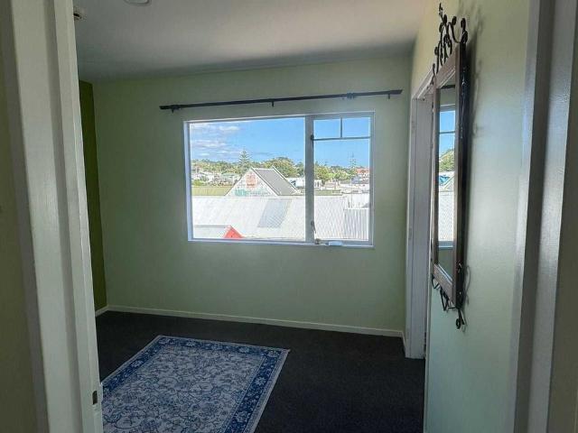 Apartment for rent in Helensville, Rodney