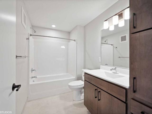 Apartment for rent in Hennepin, Minnesota