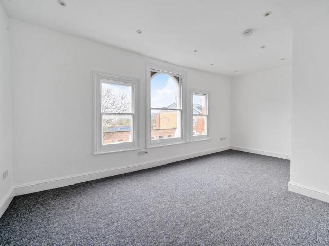 Apartment for rent in London Borough of Islington, Greater London
