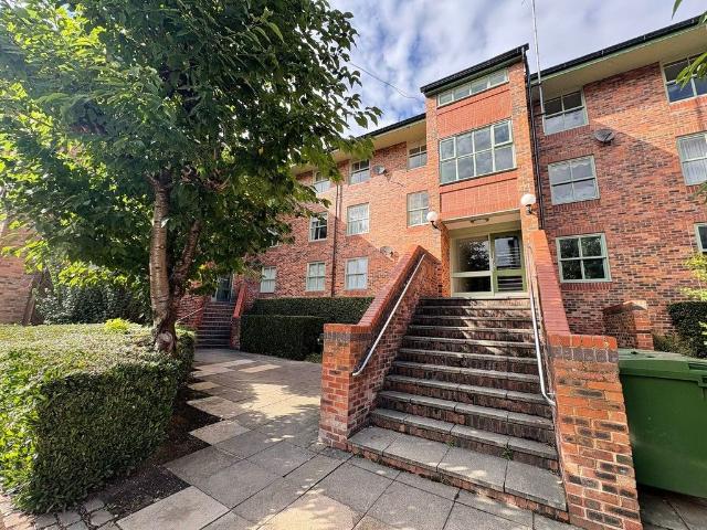 House for rent in Warehouse Hill, Leeds