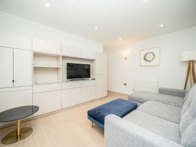 Apartment for rent in Saint Pancras, Cat Hill