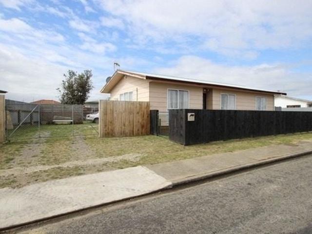 House for rent in Kingsley Chatham, Flaxmere