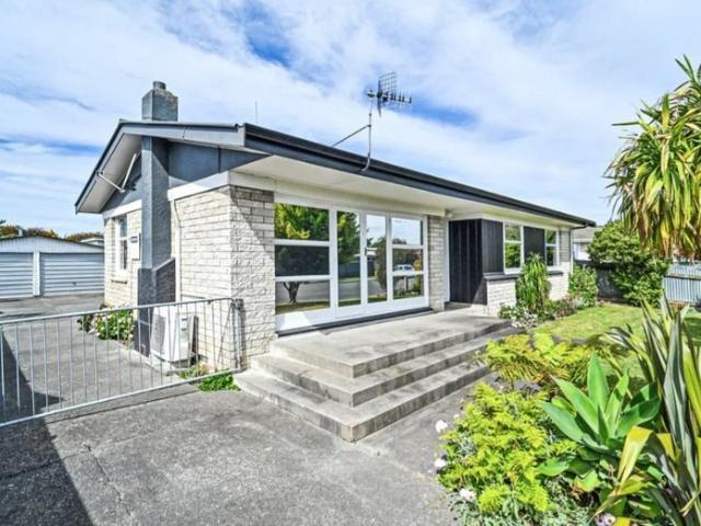 Apartment for rent in Hastings