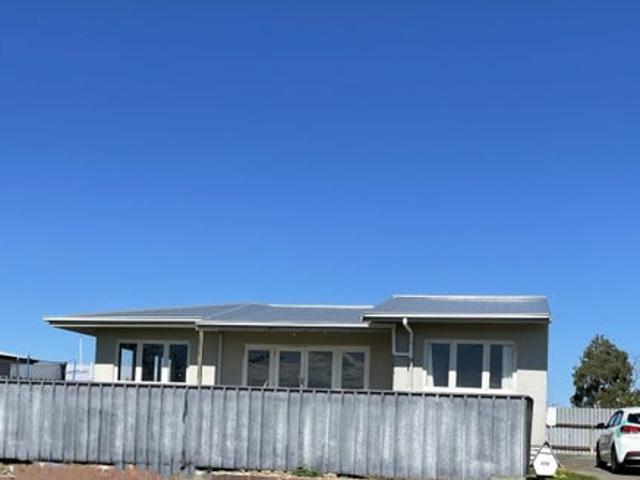 House for rent in Kingsley Chatham, Flaxmere