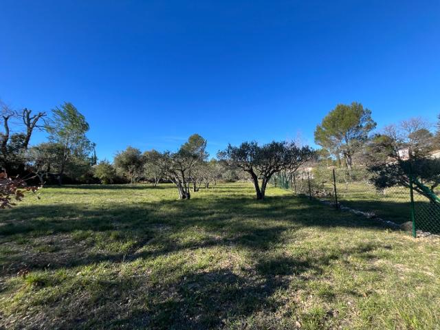 Terrain vente à Arrondissement de Draguignan, Flayosc