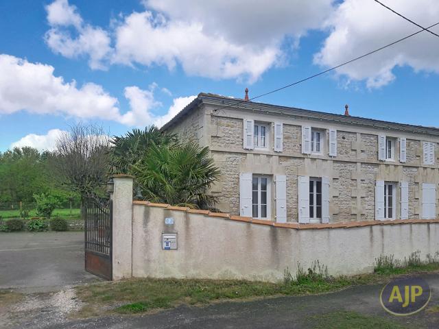 Maison vente à Jonzac, Fléac-sur-seugne