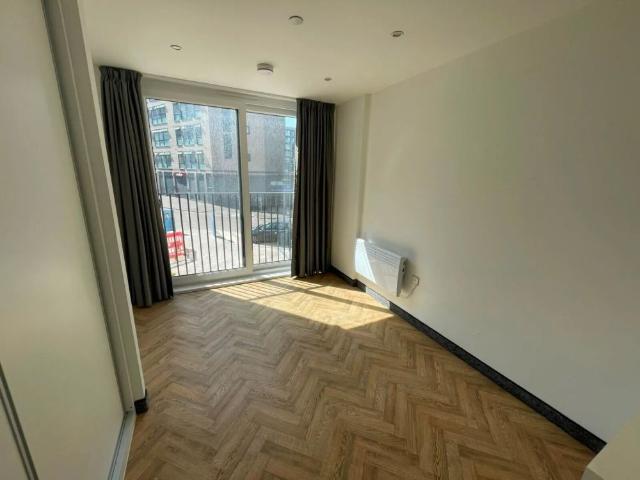 Studio for rent in St Matthew's, Leicester