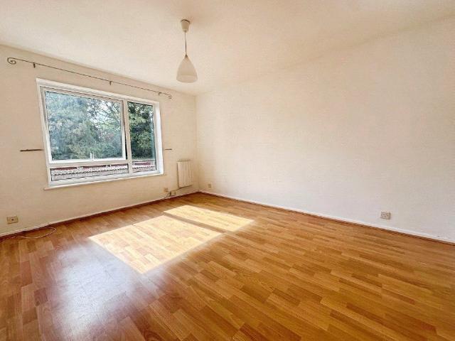 Apartment for rent in Fleet, Hart