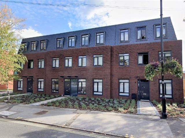 Apartment for rent in Edenbrook, Hart