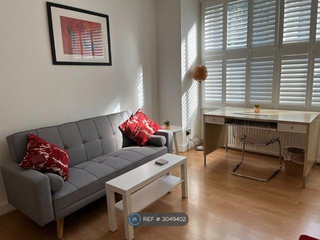 Apartment for rent in Belsize Park, Greater London