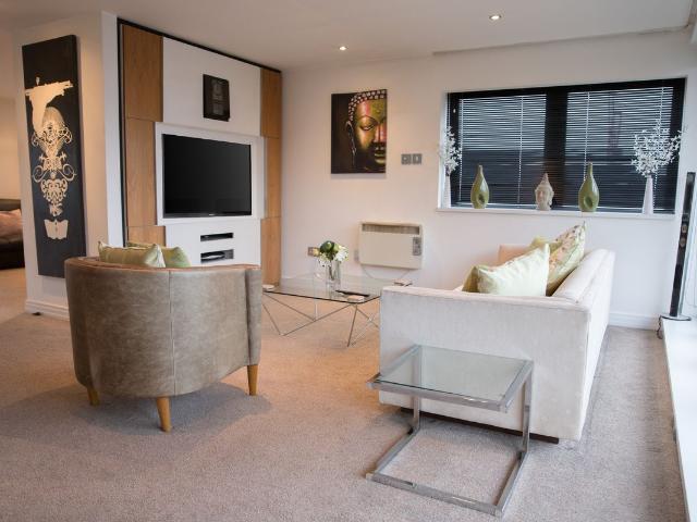 Apartment for rent in Park Central, Birmingham