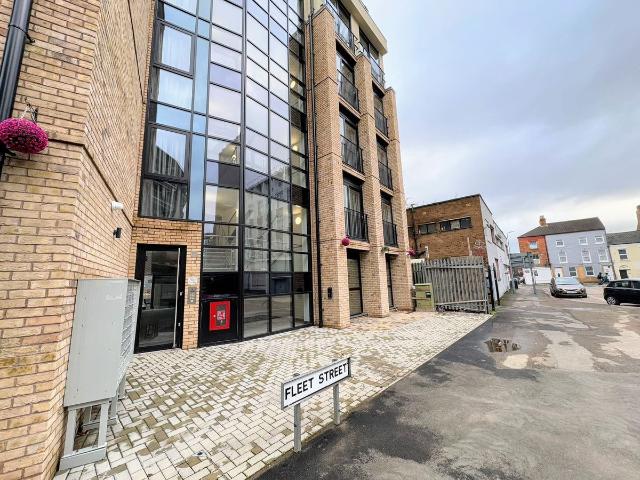 Studio for rent in St Matthew's, Old Wharf