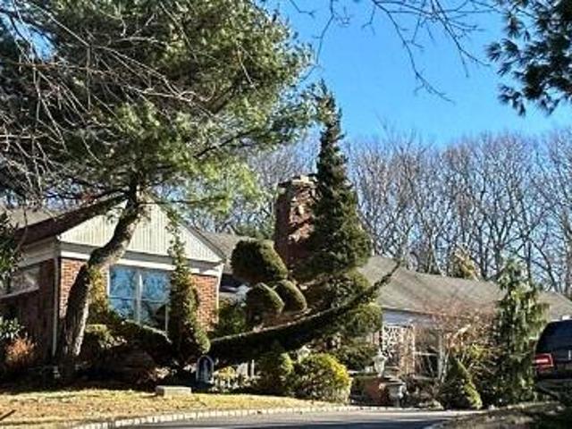 House for sale in Huntington, New York