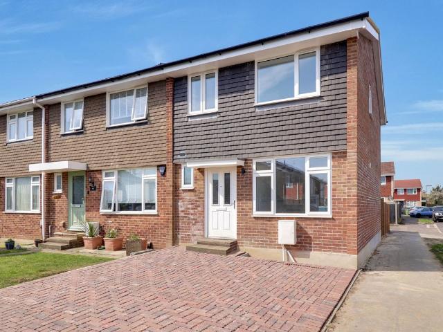 House for rent in Blackhills, Surrey