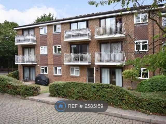 Apartment for rent in London Borough of Croydon, Addiscombe