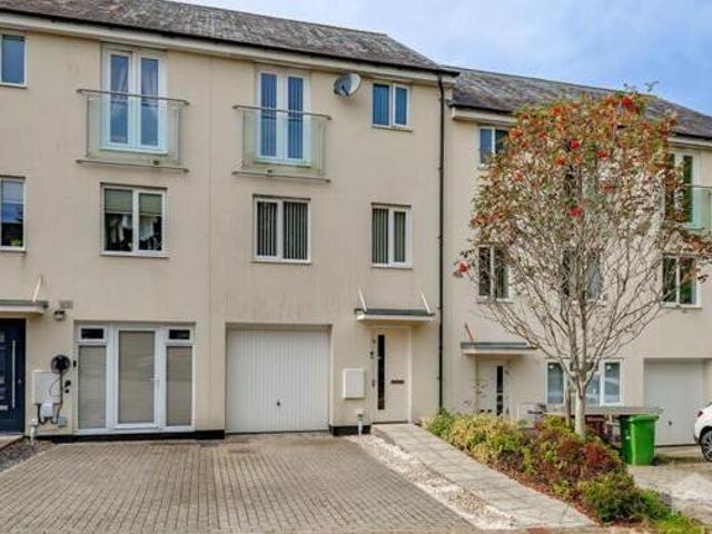 House for sale in Follaton, Strode