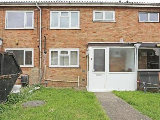 House for sale in Tilbury, Essex