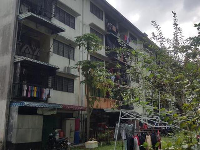 Flat for sale in Petaling, Alam Impian