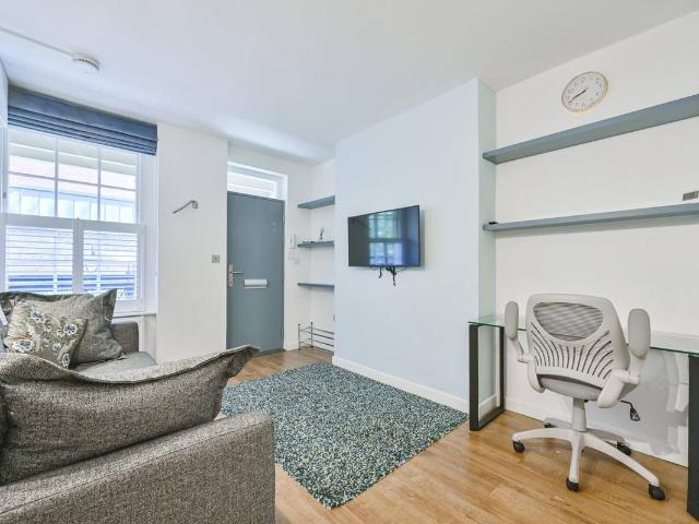 Apartment for rent in St Clement Danes, Greater London
