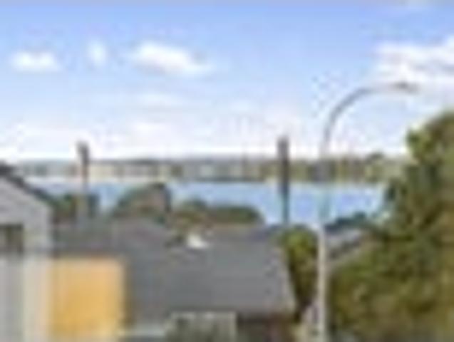 Townhouse for sale in Point England
