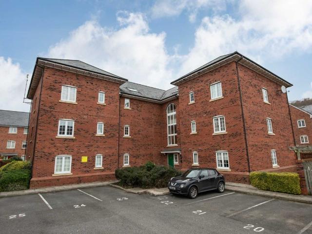 Apartment for rent in Prestolee, Lee Bank