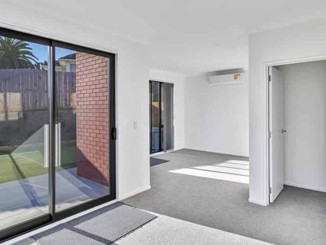 Townhouse for rent in Glen Innes, Oroua County