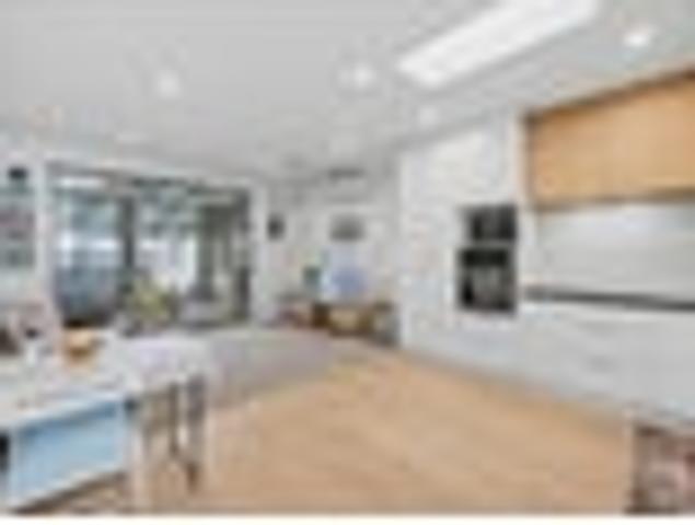 Townhouse for sale in Waiata Shores, Papakura