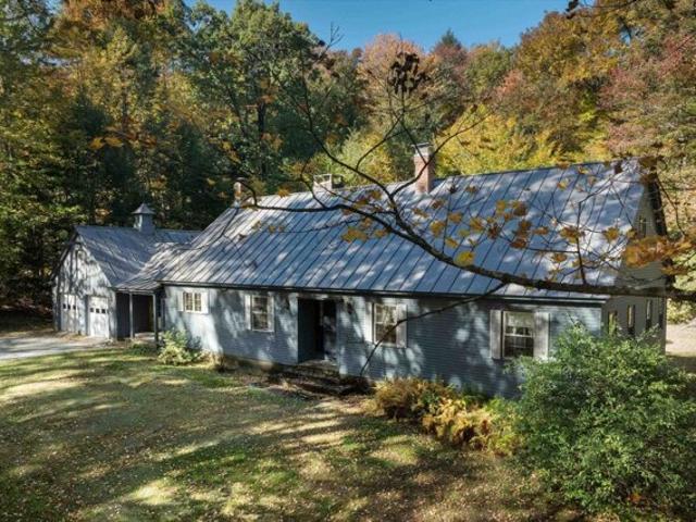 House for sale in Chester, Windsor County