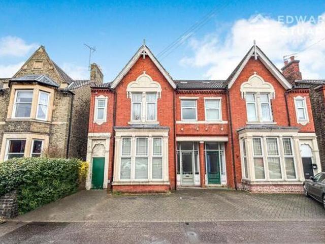 House for sale in Hampton Green, Cambridgeshire