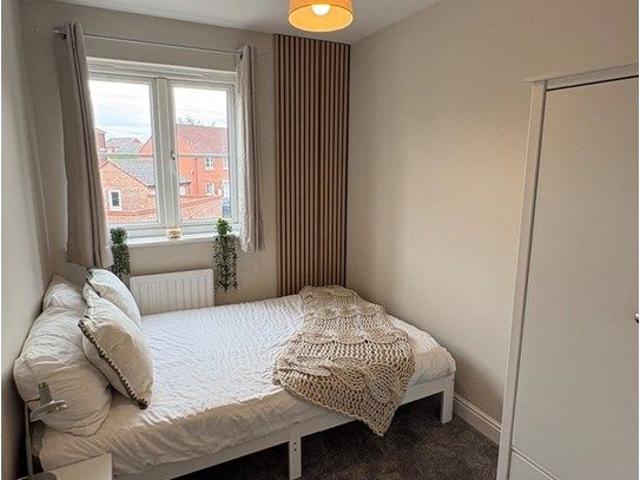 Room for rent in Norton-on-Derwent, York and North Yorkshire