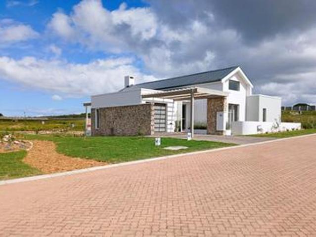 House for sale in Groot Brak Rivier, Western Cape