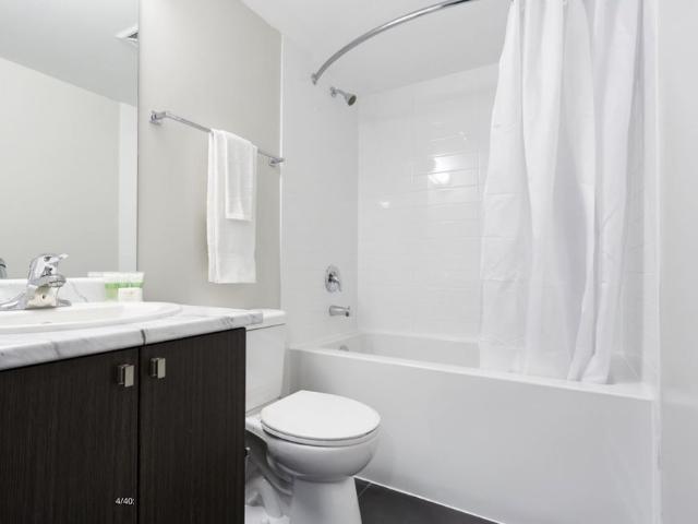 Room for rent in Toronto Centre, Toronto