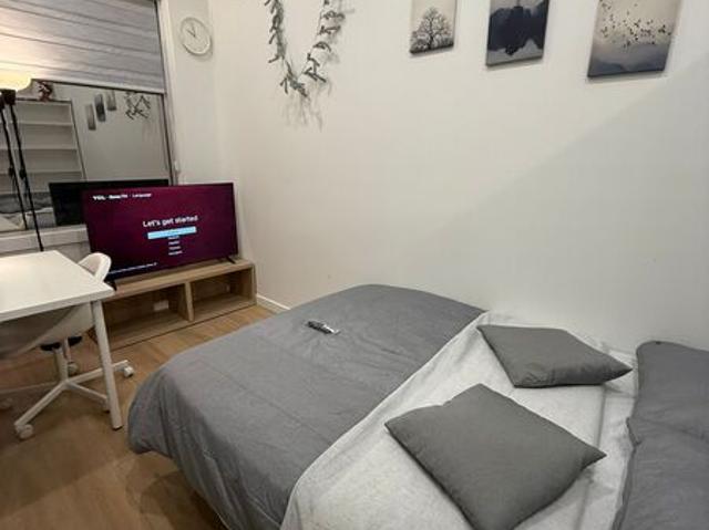 Room for rent in Downtown, Wedgewood