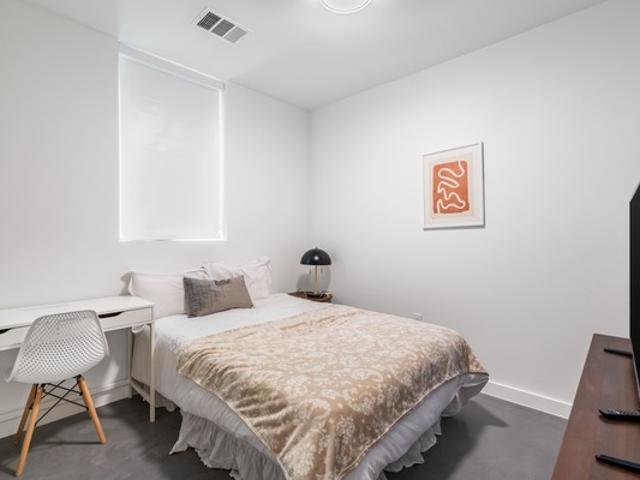 Room for rent in Vancouver, British Columbia