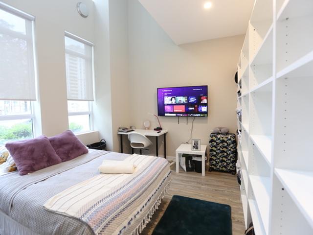 Room for rent in Toronto, Ontario