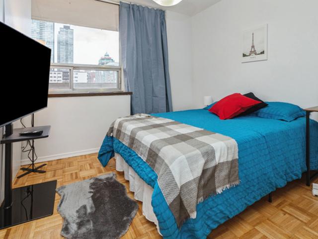 Room for rent in Woburn, Ontario