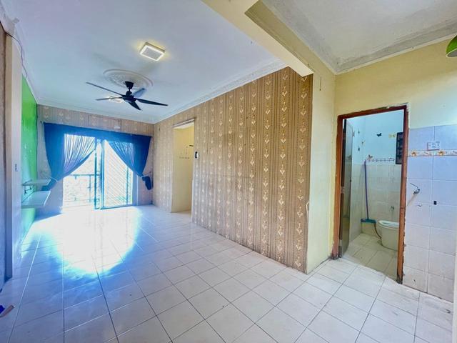 Apartment for sale in Port Klang, Selangor