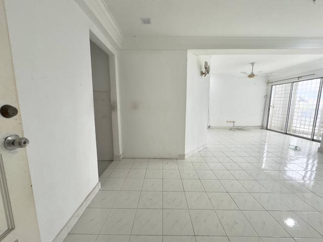 Condominium for sale in Langat, Selangor