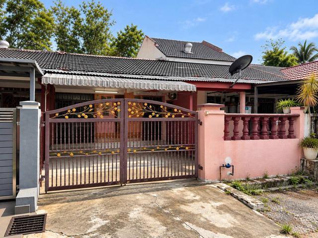 Terraced House for sale in Petaling, Subang Jaya